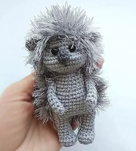 Amigurumi Little Hedgehog Free Pattern