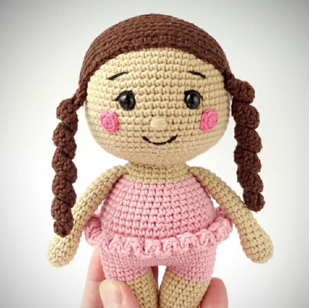 Amigurumi Little Ladies Free Pattern 3