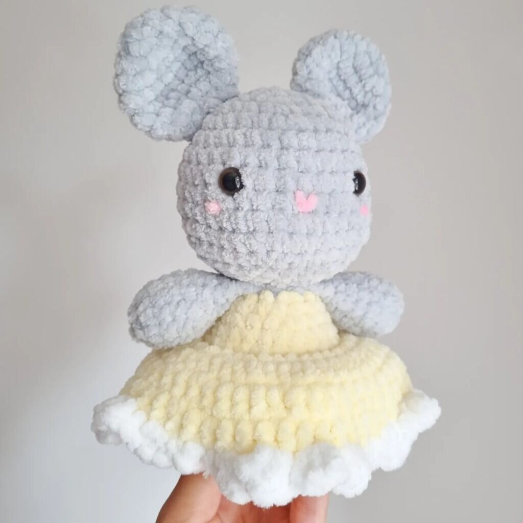 Amigurumi Little Mouse Free Pattern 1