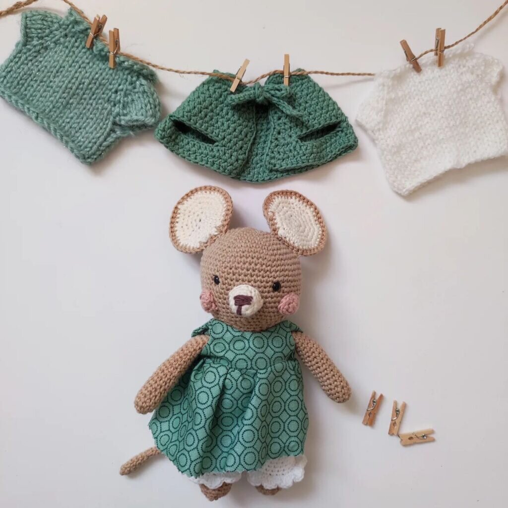 Amigurumi Little Mouse Free Pattern 7