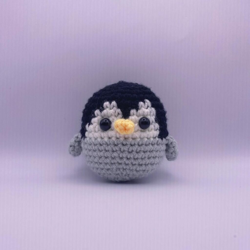 Amigurumi Little Penguin Free Pattern 4