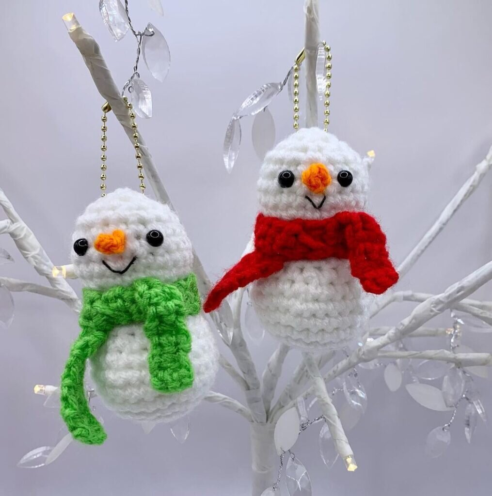 Amigurumi Mini Snowman Free Pattern 1