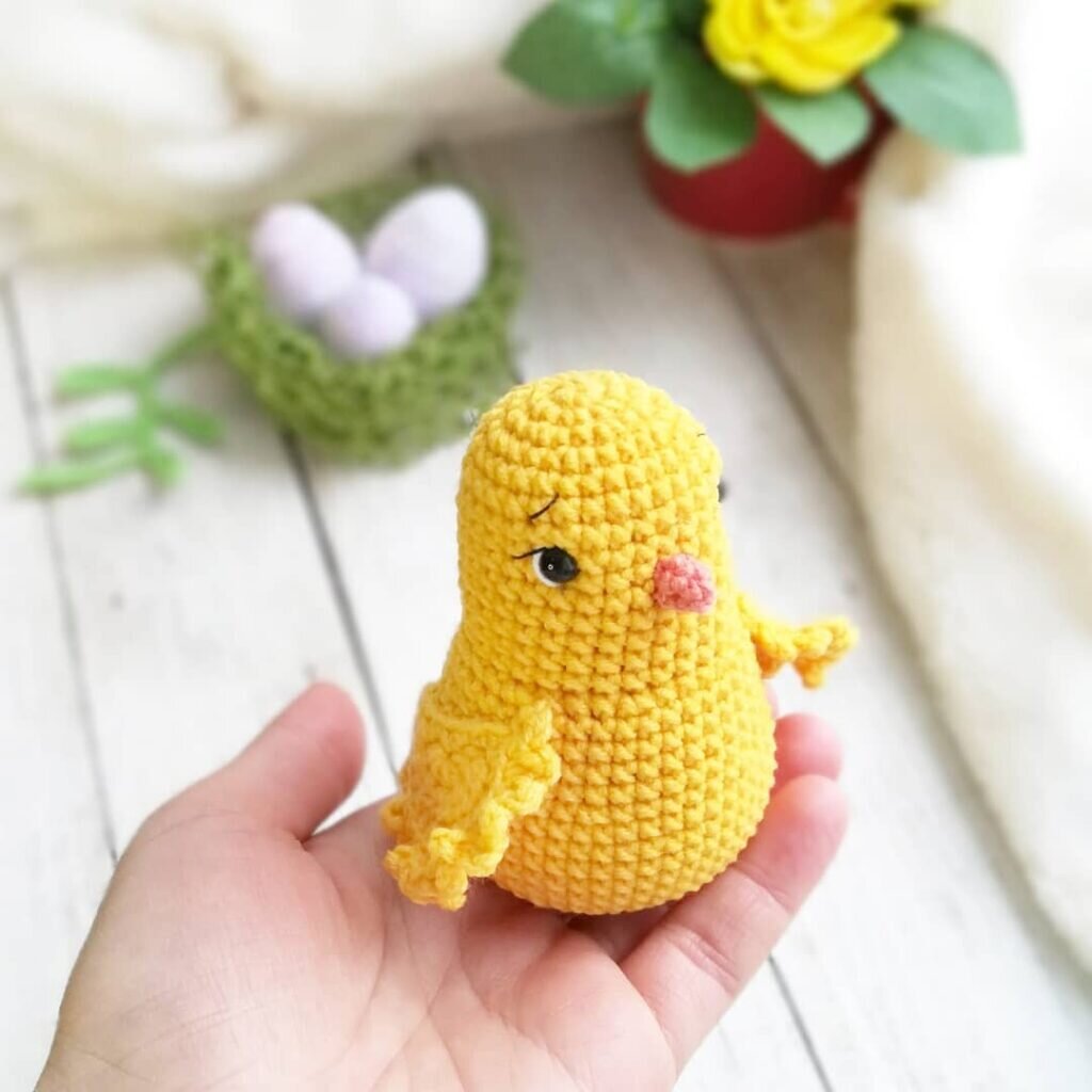 Amigurumi Miniature Chick Free Pattern 1