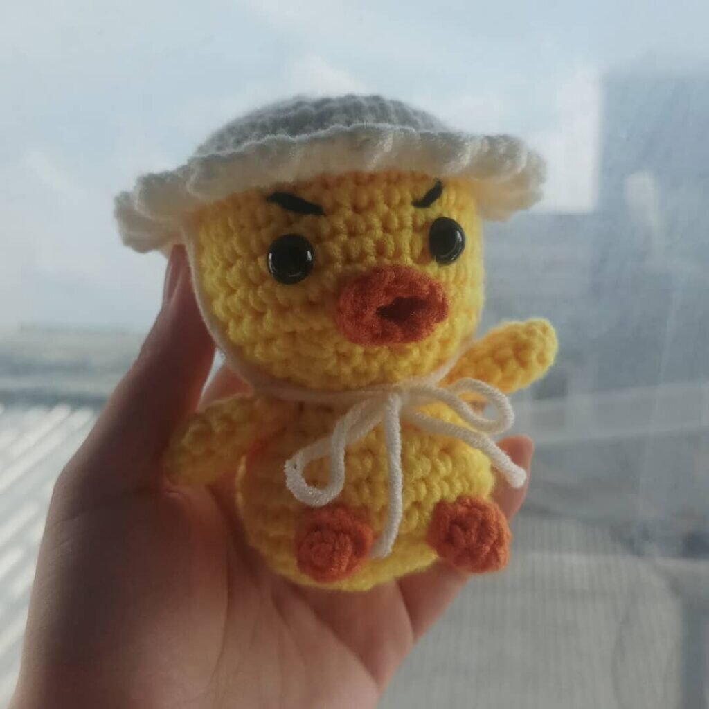 Amigurumi Miniature Chick Free Pattern 4