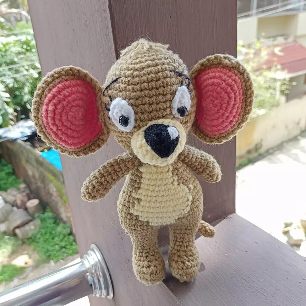 Amigurumi Mouse jerry Free Pattern 5