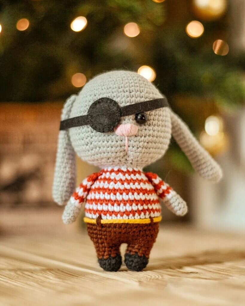 Amigurumi New Year Bunny Free Pattern 4