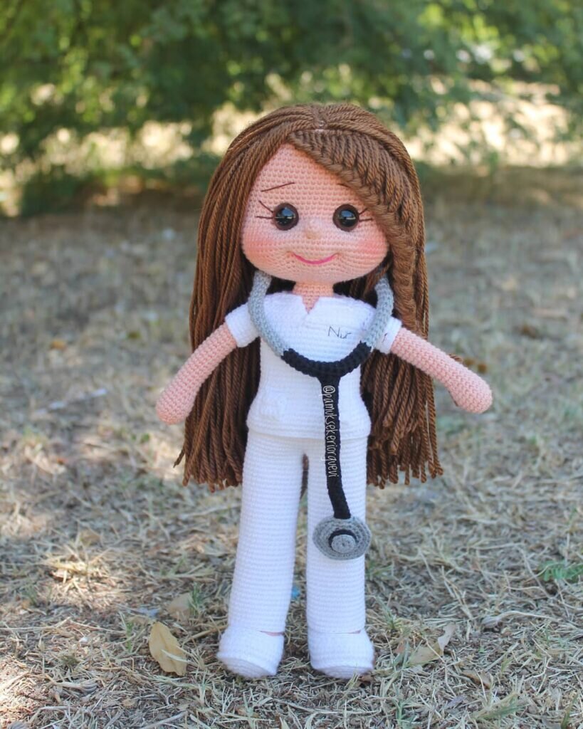 Amigurumi Nurse Free Pattern 1