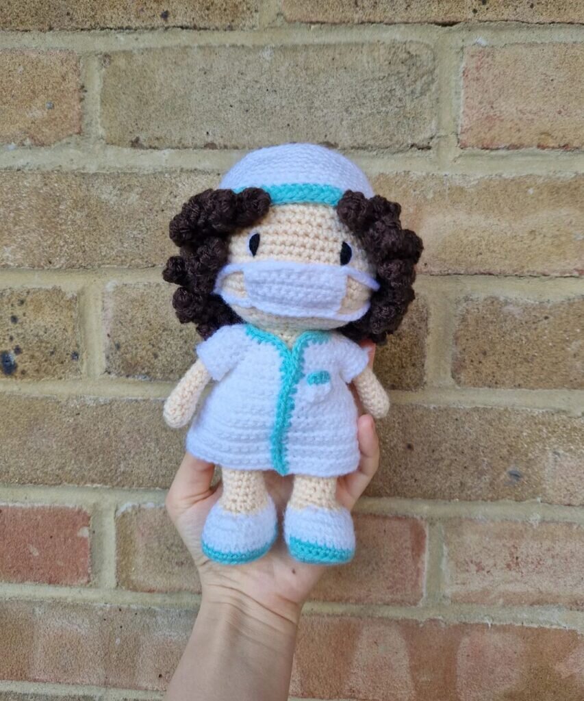 Amigurumi Nurse Free Pattern 4