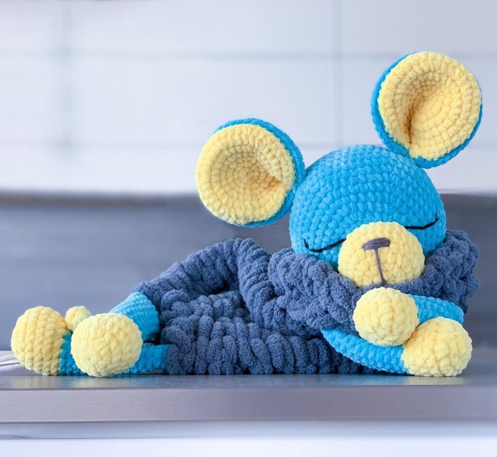 Amigurumi Pajama Mouse Crochet Pattern 1