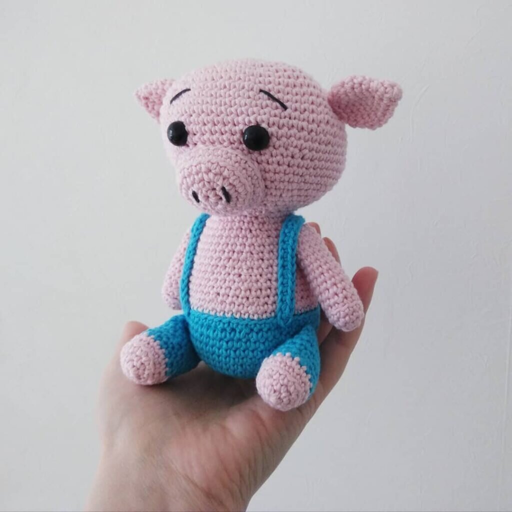 Amigurumi Pink Pig Free Pattern 6