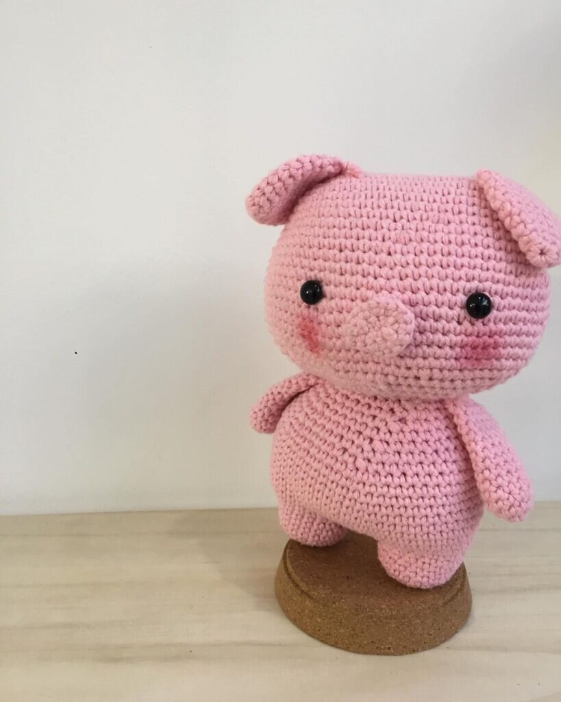 Amigurumi Pink Pig Free Pattern 9