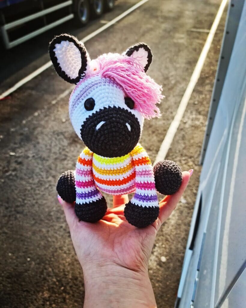 Amigurumi Rainbow Zebra Free Pattern 3