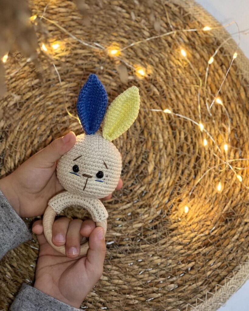 Amigurumi Rattle Bunny Free Pattern 4