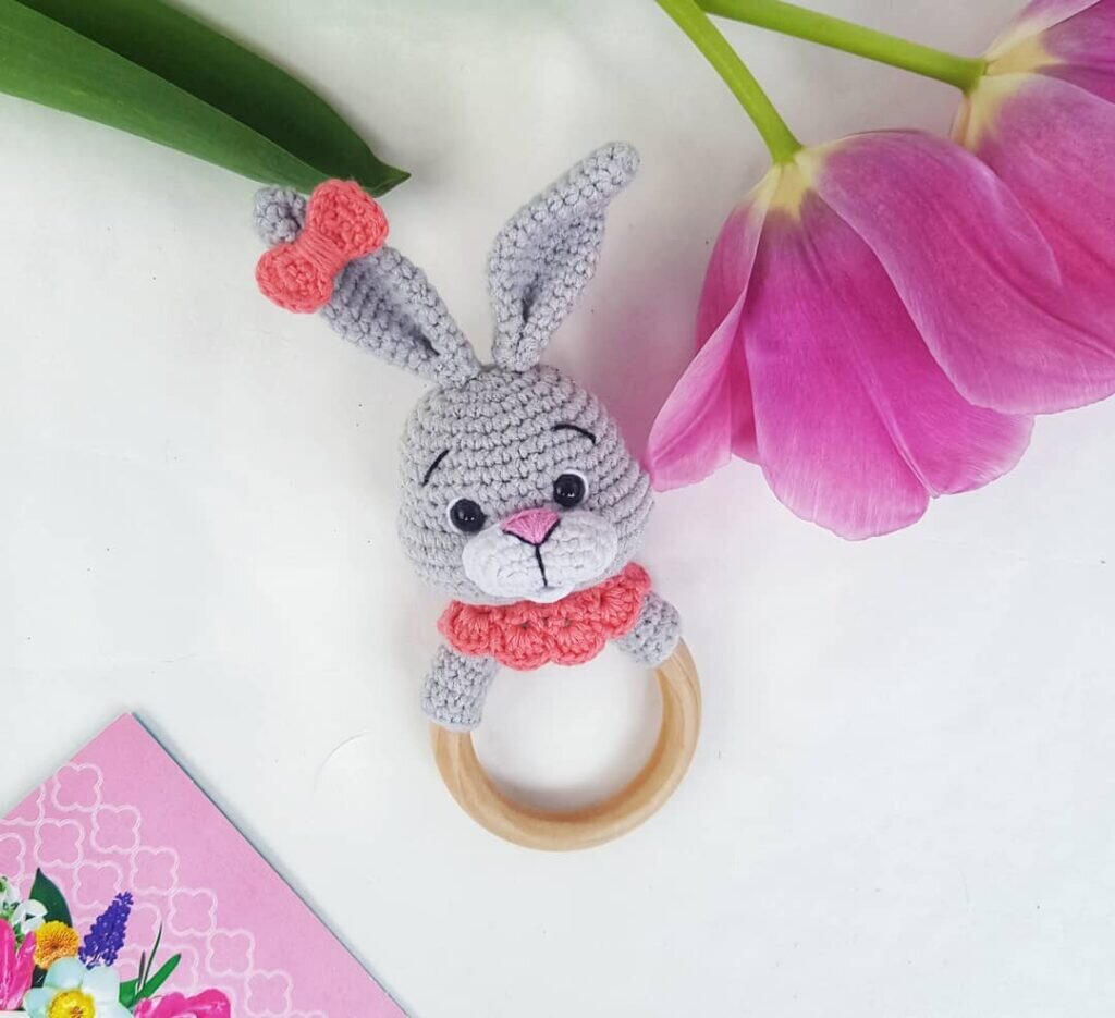 Amigurumi Rattle Bunny Free Pattern 6