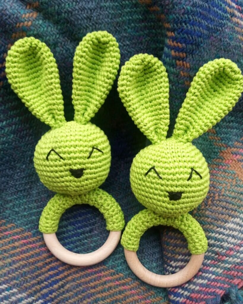 Amigurumi Rattle Bunny Free Pattern 7