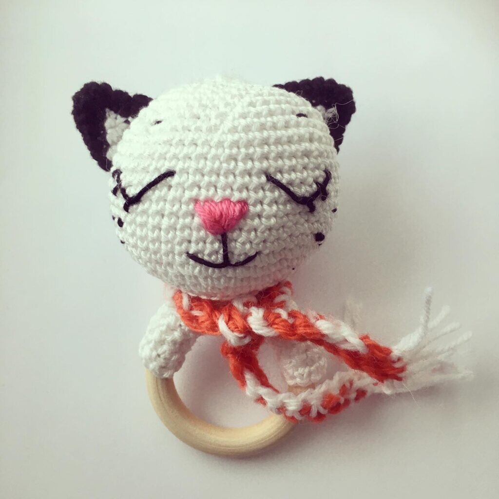 Amigurumi Rattle Cat Free Pattern 4