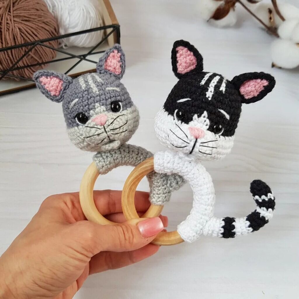 Amigurumi Rattle Cat Free Pattern 7