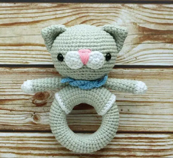 Amigurumi Rattle Cat Free Pattern