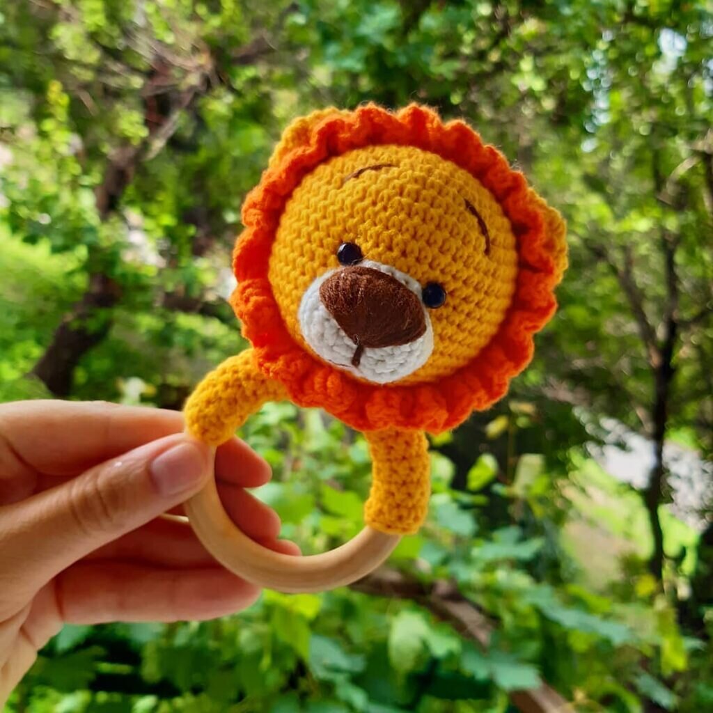 Amigurumi Rattle Lion Free Pattern 1