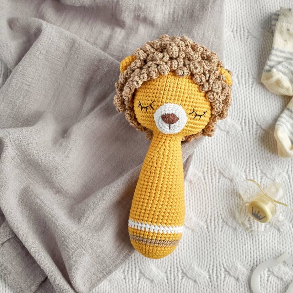 Amigurumi Rattle Lion Free Pattern 5