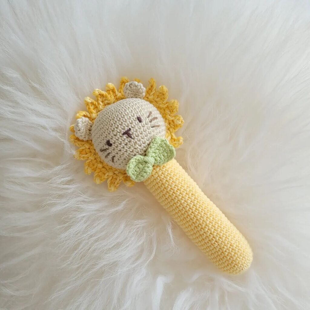 Amigurumi Rattle Lion Free Pattern 6