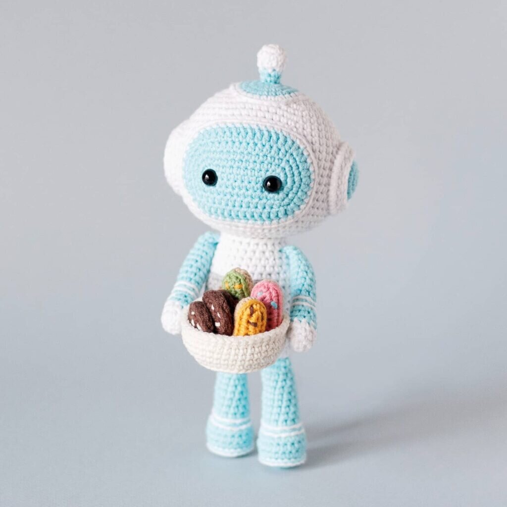 Amigurumi Robot Free Pattern 5