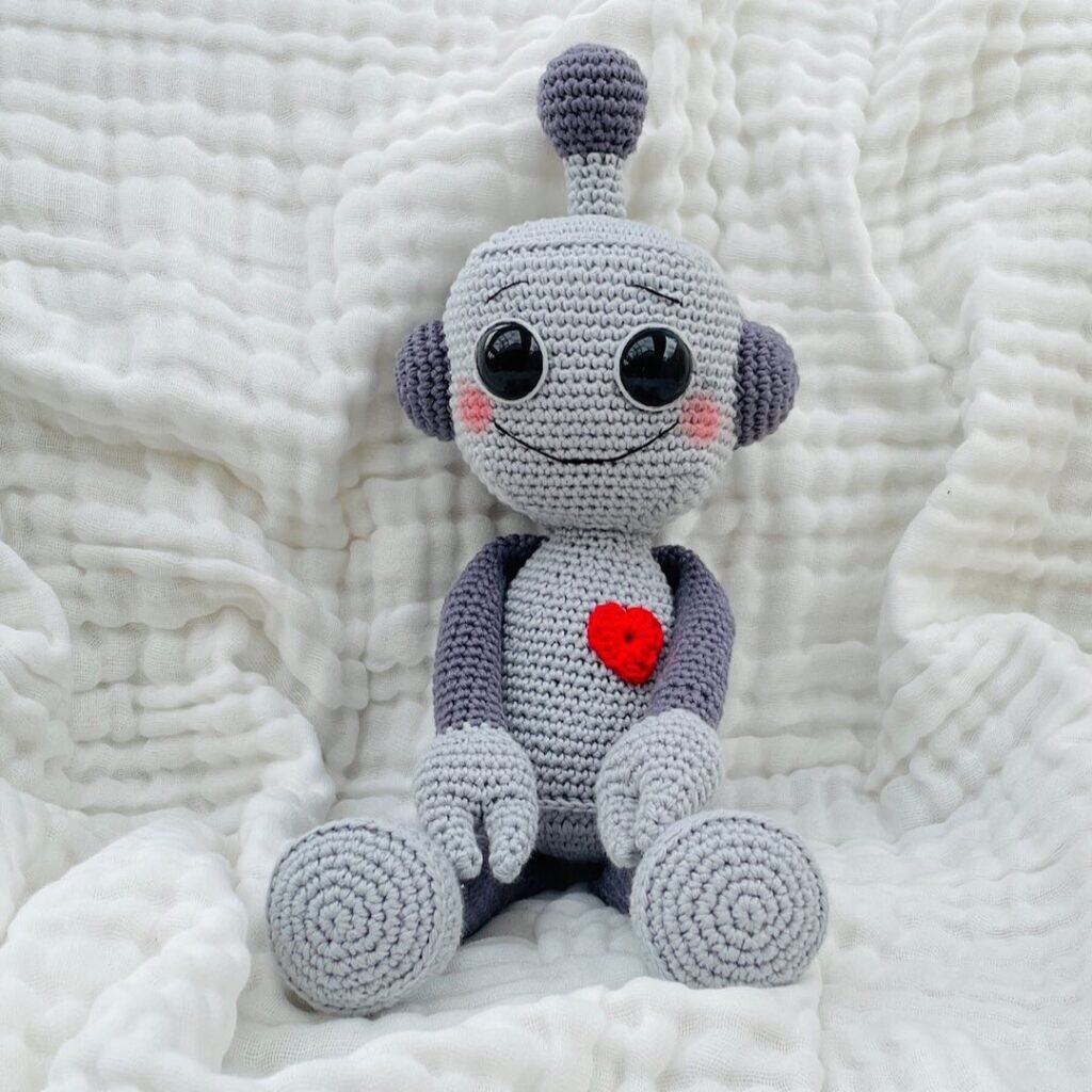 Amigurumi Robot Free Pattern 3