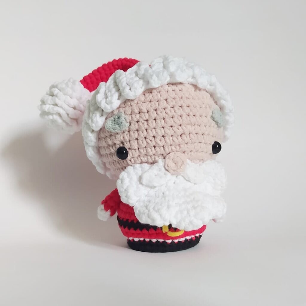 Amigurumi Santa Claus Free Pattern 1