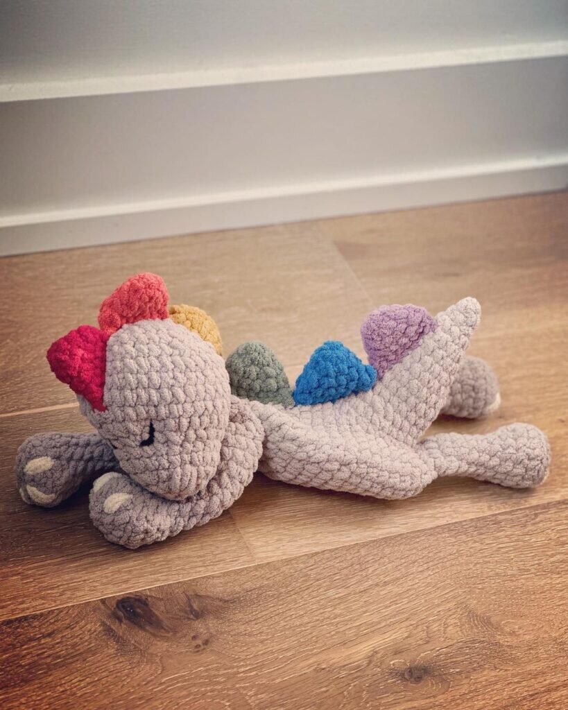 Amigurumi Slepping Dinosaur Free Pattern 1