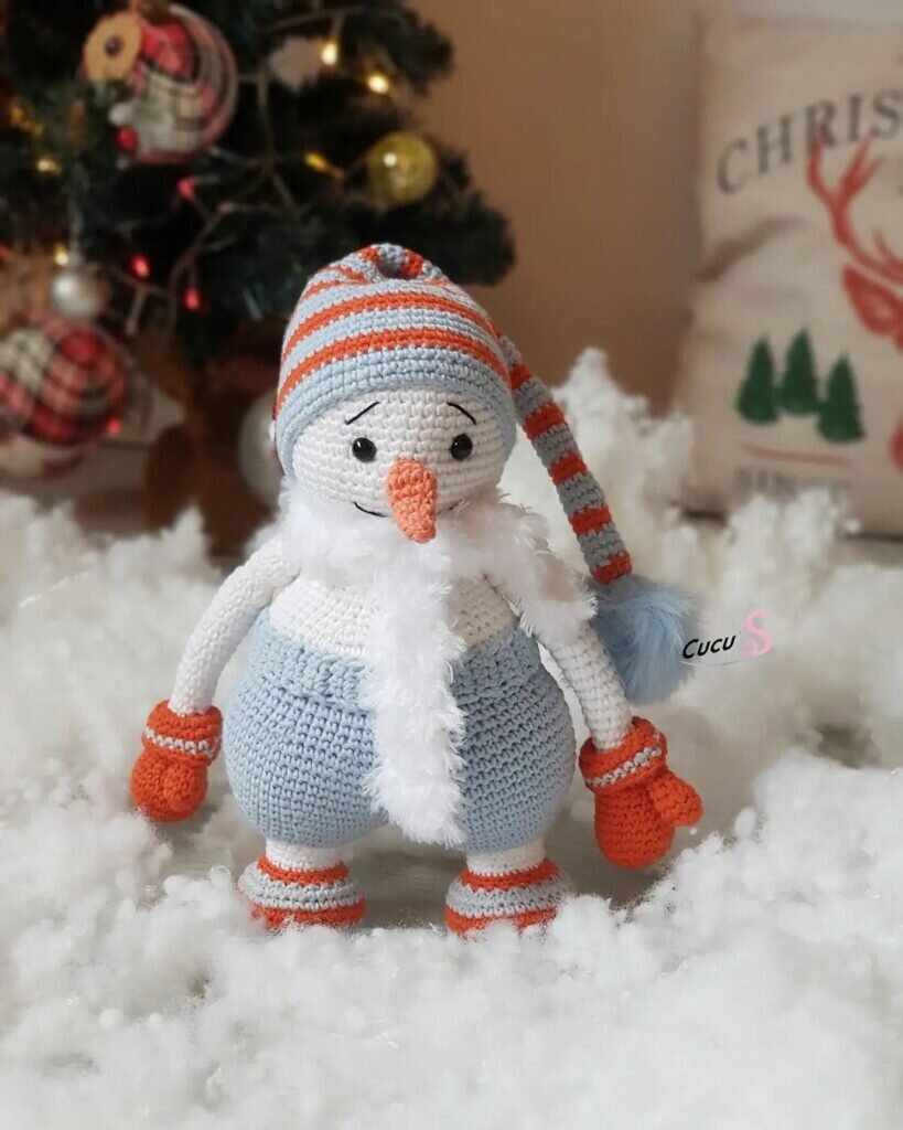 Amigurumi Snowman Free Pattern 2