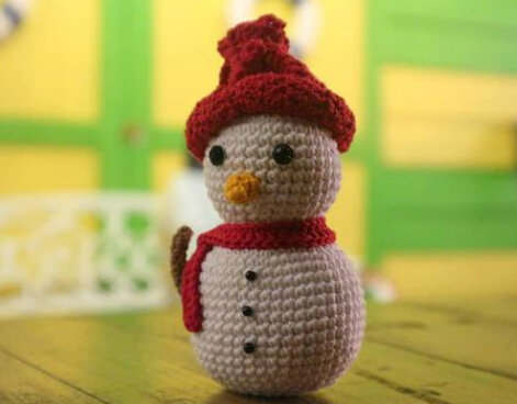 Amigurumi Snowman Free Pattern 2