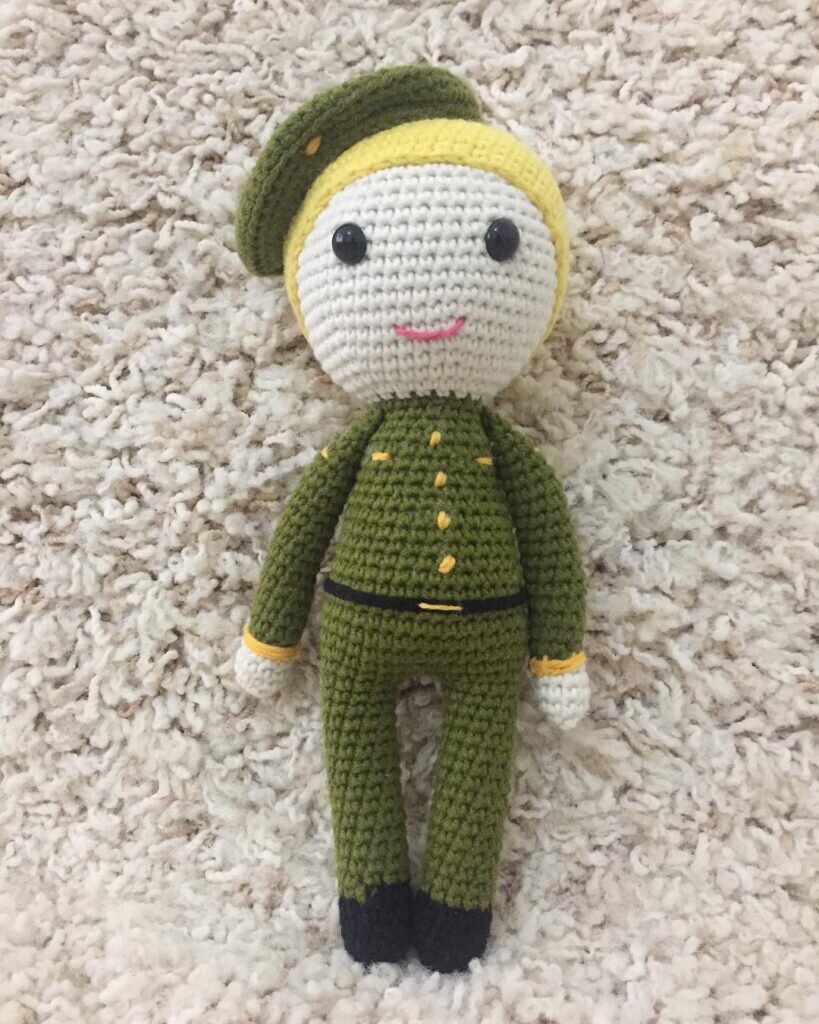 Amigurumi Soldier Free Pattern 2