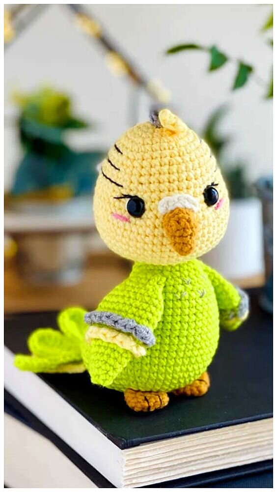 Amigurumi Spring Bird Free Pattern 3