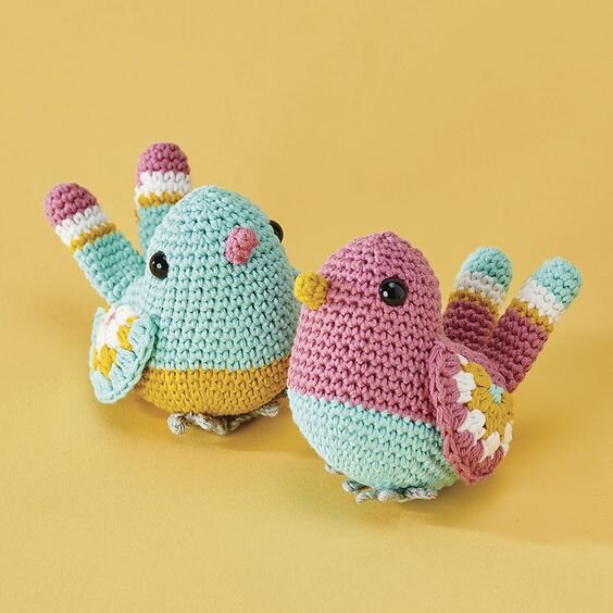 Amigurumi Spring Bird Free Pattern 4