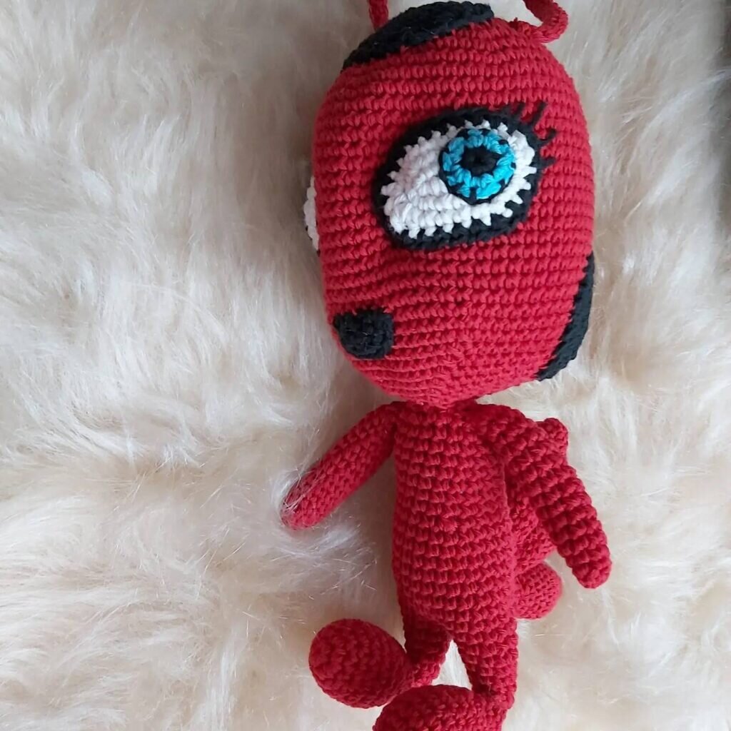 Amigurumi Tikki Keychain Free Pattern 5