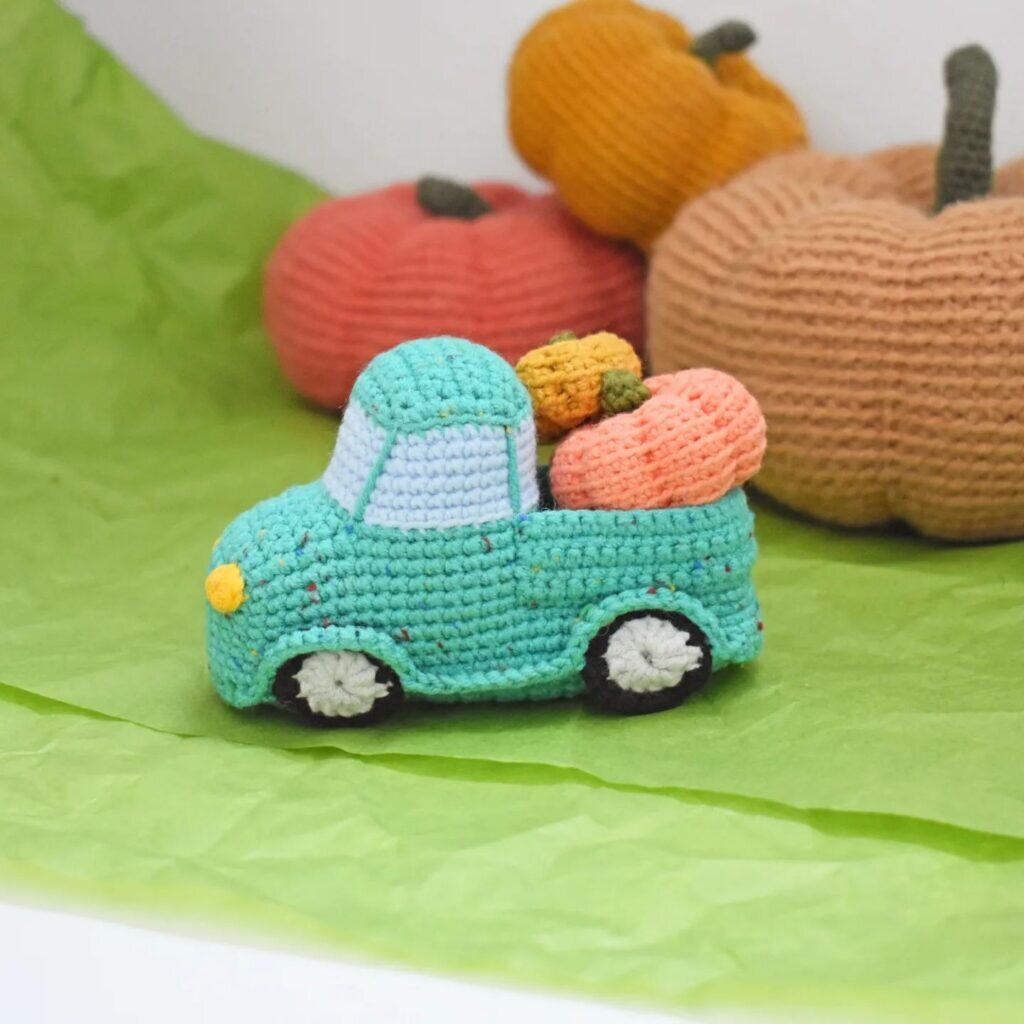 Amigurumi Toy Car Free Pattern 6