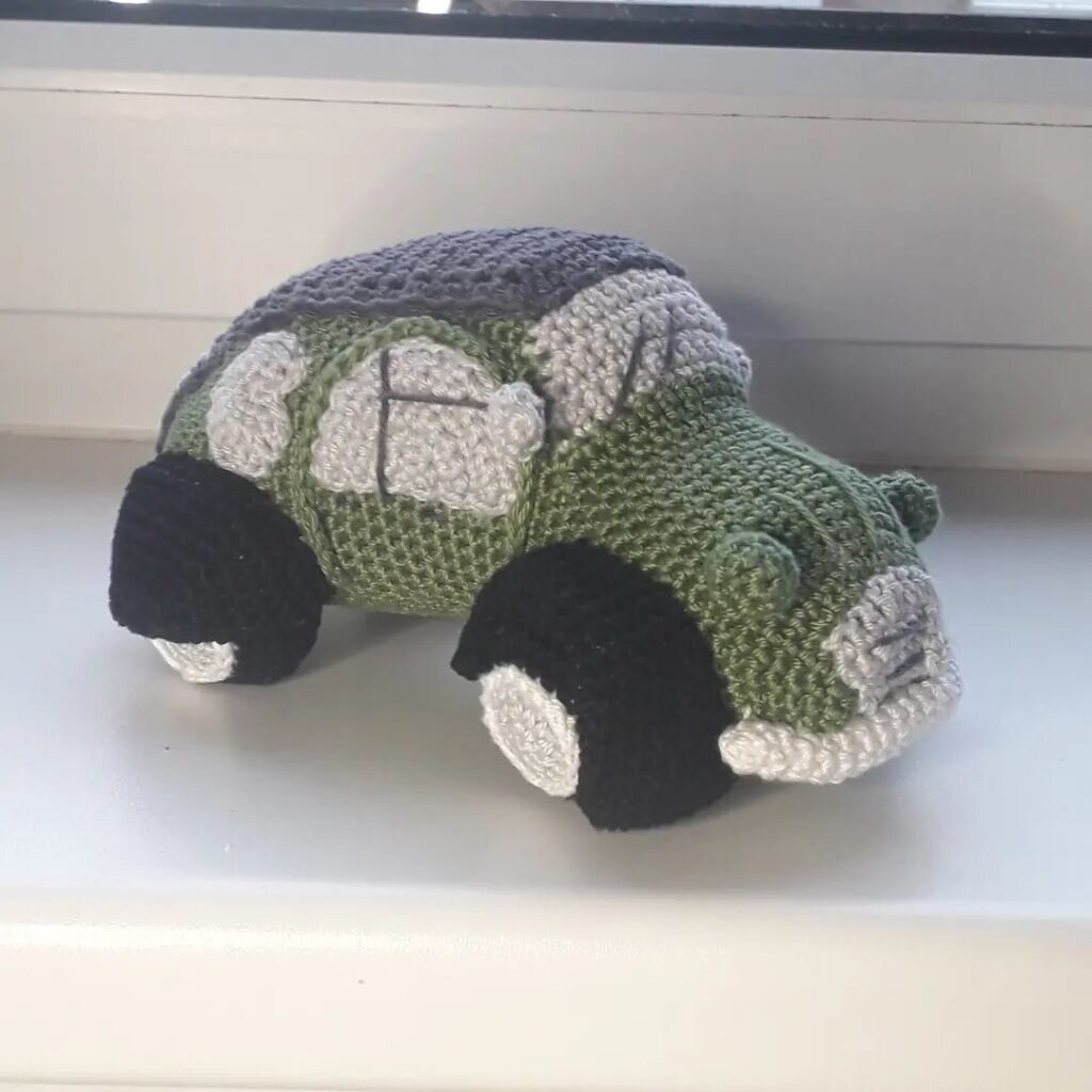 Amigurumi Toy Car Free Pattern 8