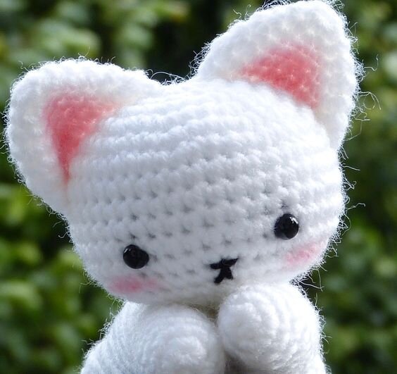 Amigurumi White Cat Free Pattern 5