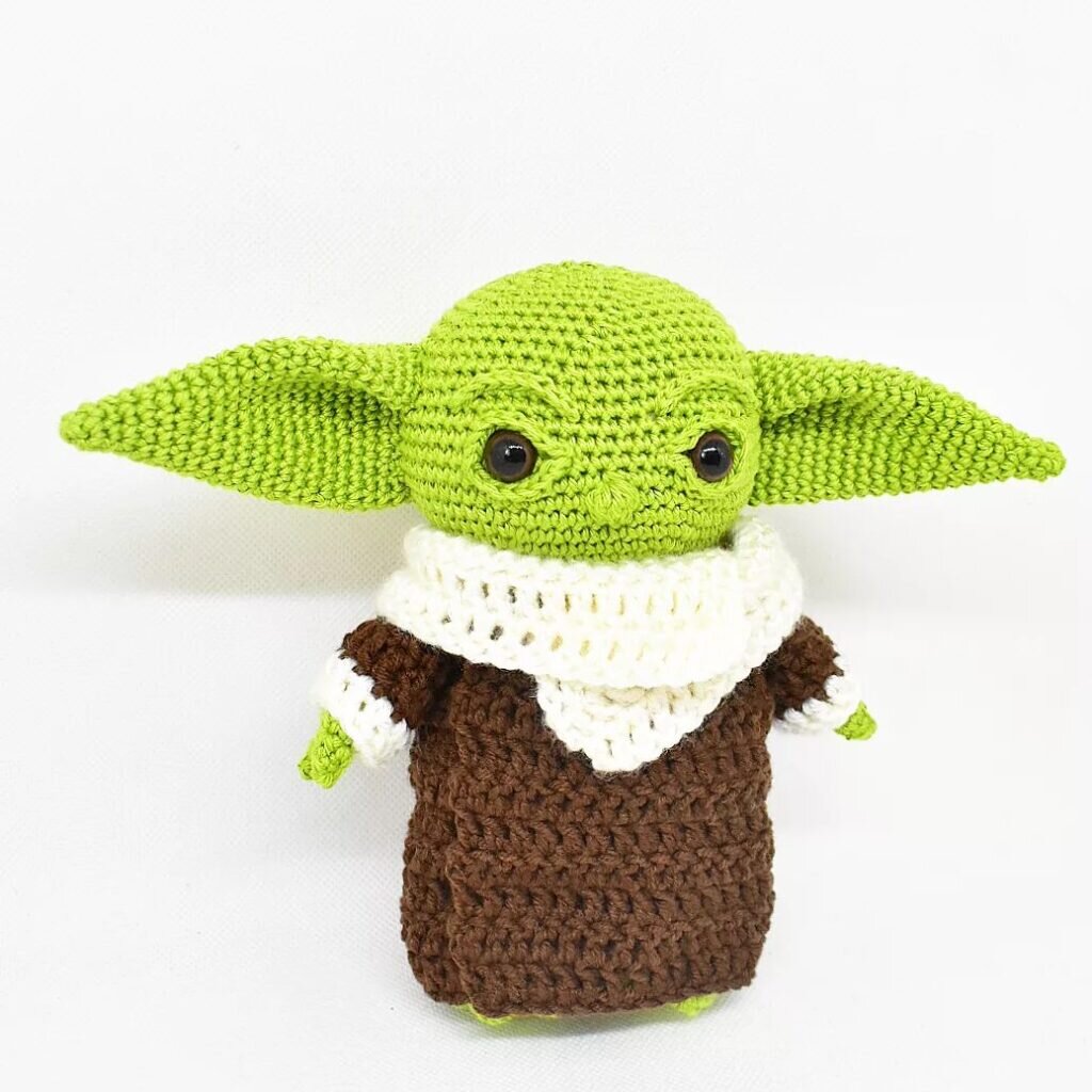 Amigurumi Yoda Free Pattern 4