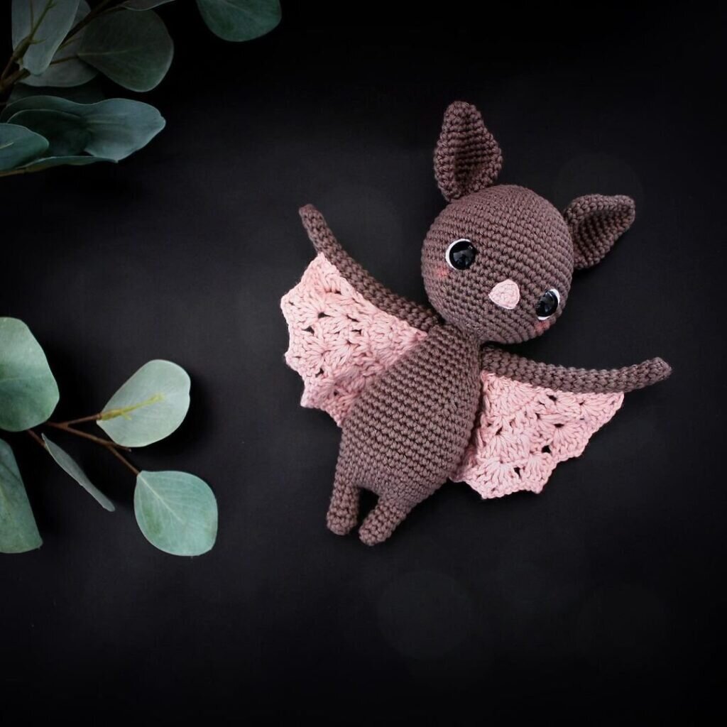 Bat  Amigurumi Free  Pattern 2