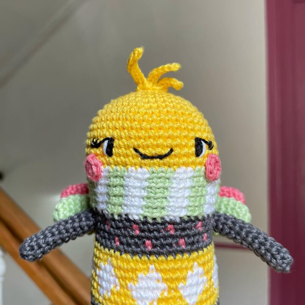 Bee Amigurumi Free Pattern 5