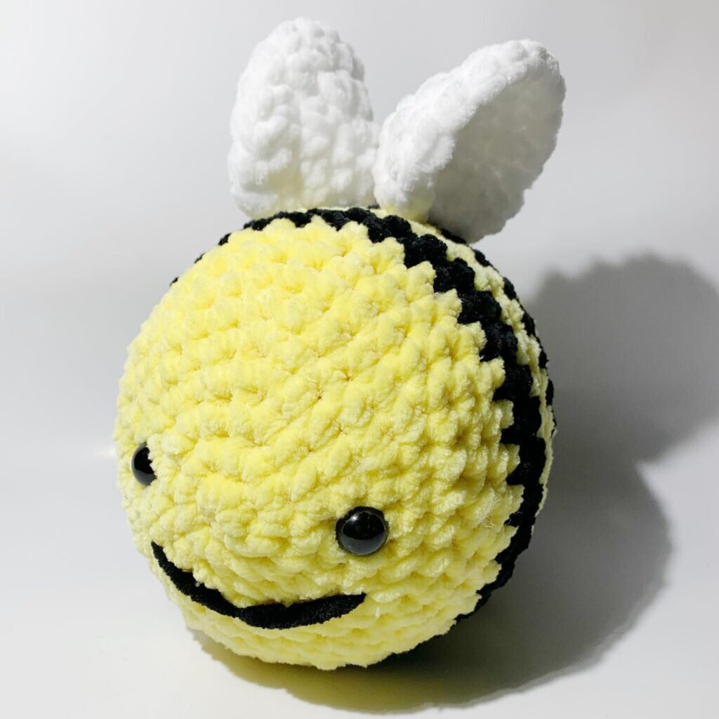 Bee Amigurumi Free Pattern 6