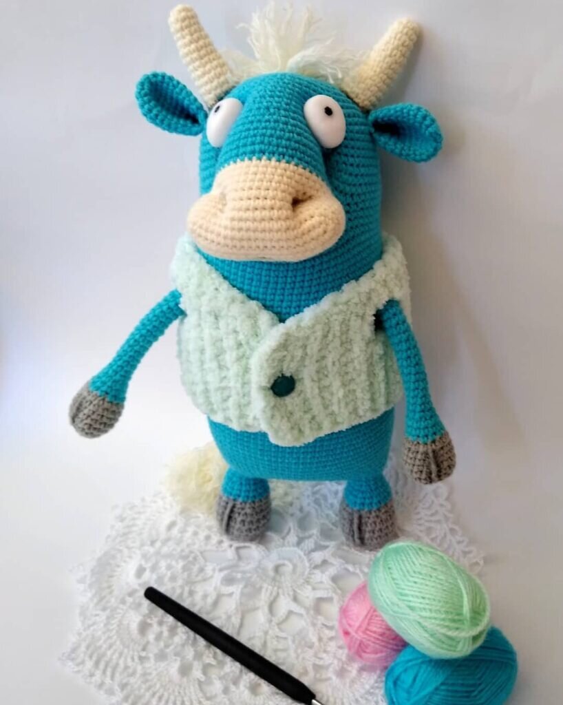 Bull Amigurumi Free Pattern 5