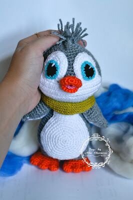 Cartoon Penguin Amigurumi Making 3