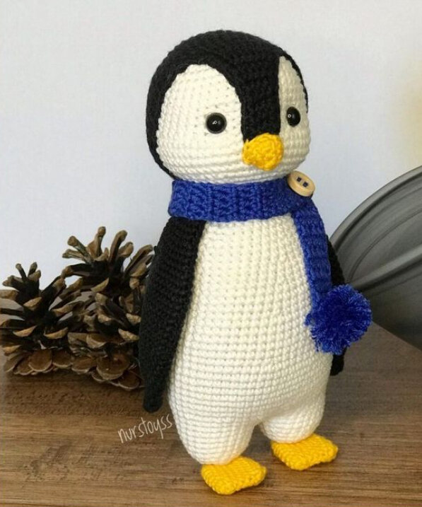 Cartoon Penguin Amigurumi Making 6