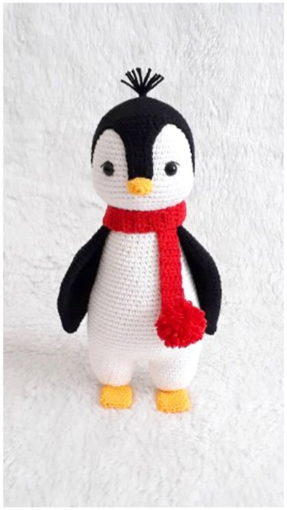 Cartoon Penguin Amigurumi Making 8