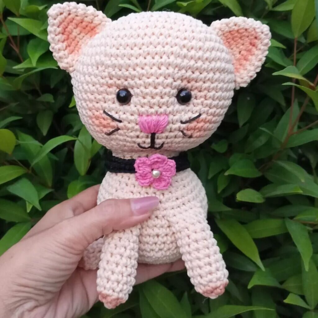 Cat Pink Amigurumi Free Pattern 1