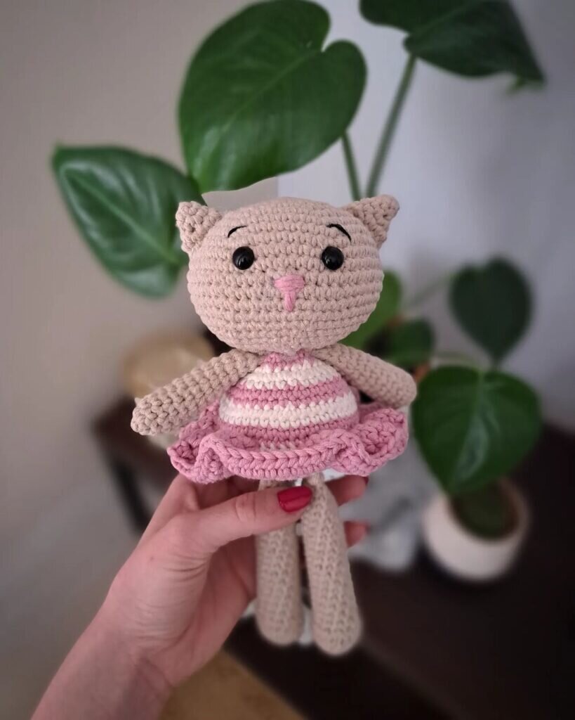 Cat Pink Amigurumi Free Pattern 2