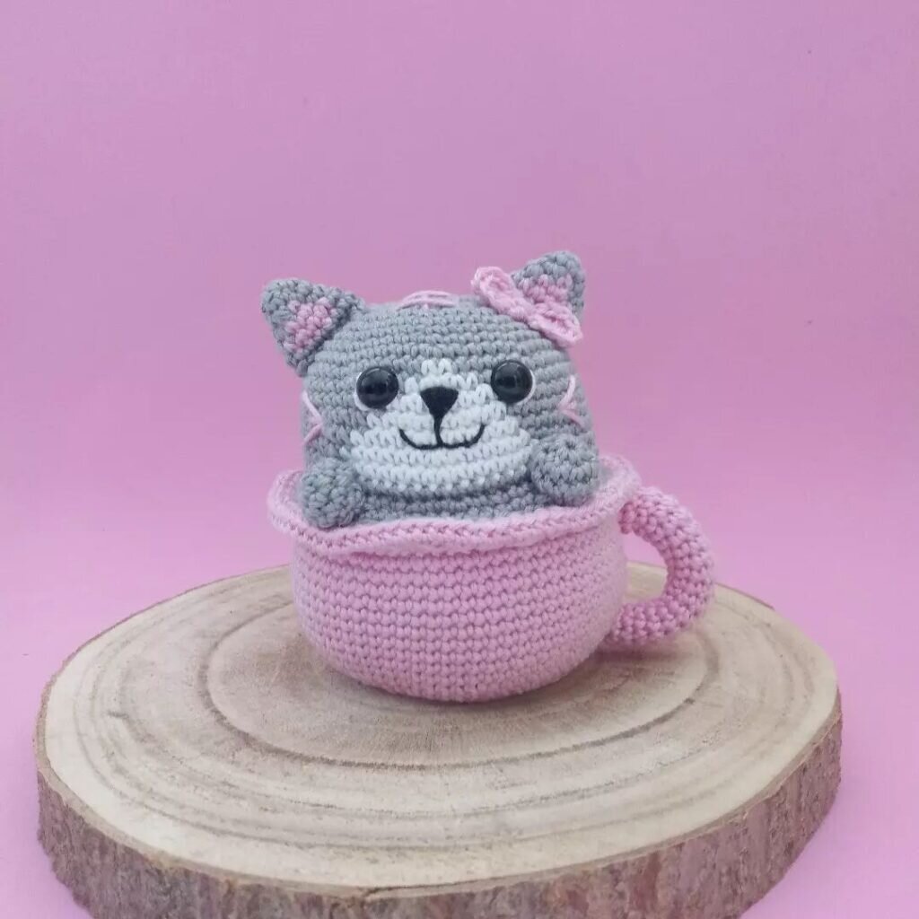 Cat Pink Amigurumi Free Pattern 6