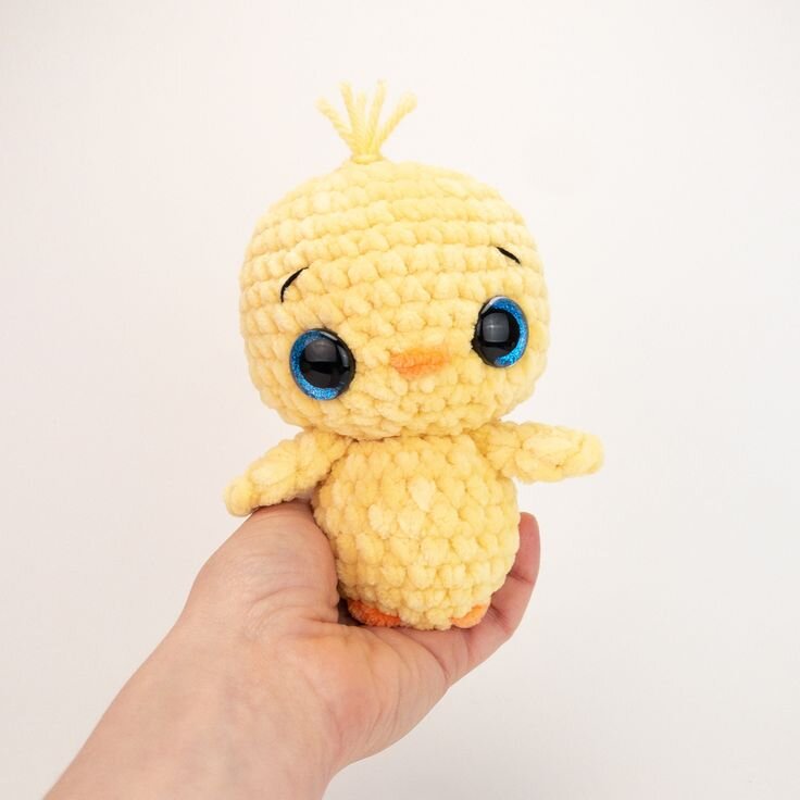 Chick Keychain Amigurumi Free Pattern 1